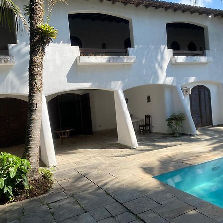 Villa Casarao No Guaruja Com Piscina Esterno foto